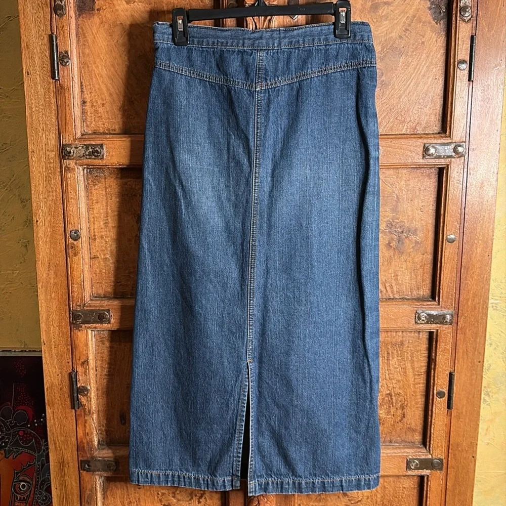 Chic Denim Maxi Skirt with Tie Waist